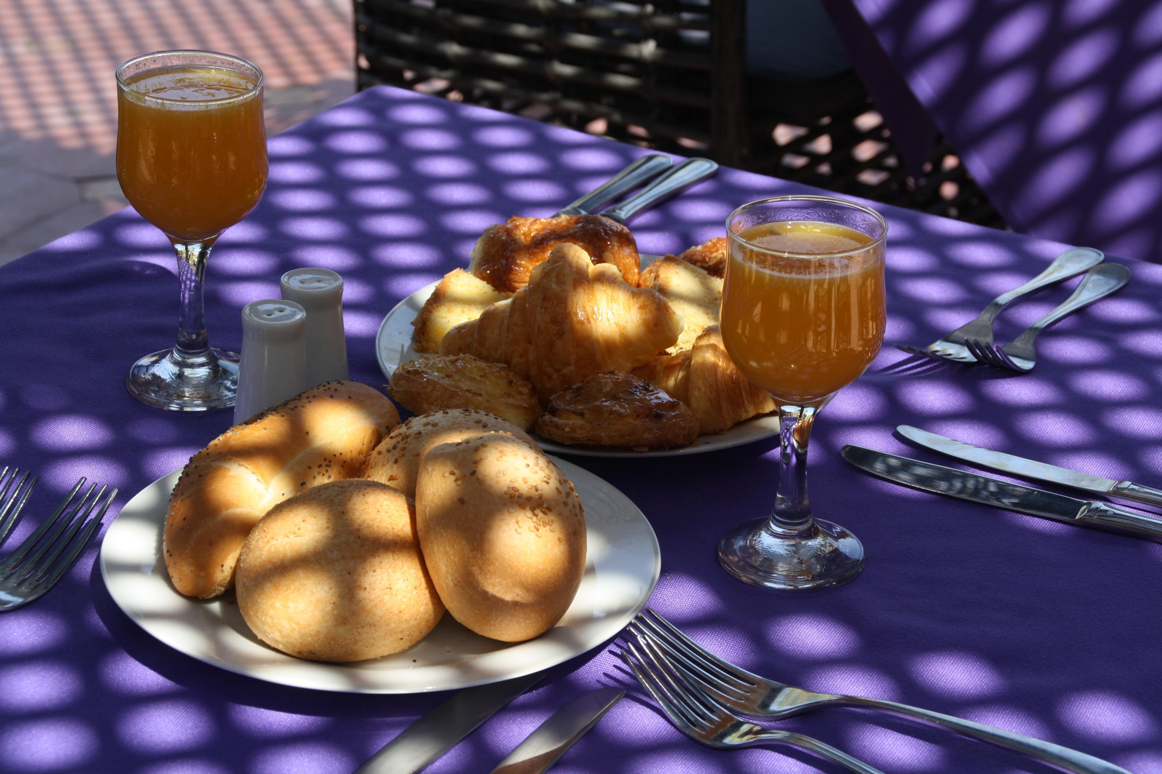 Palm Plaza Hôtel&Spa Marraquexe Exterior foto A typical breakfast in Tunisia